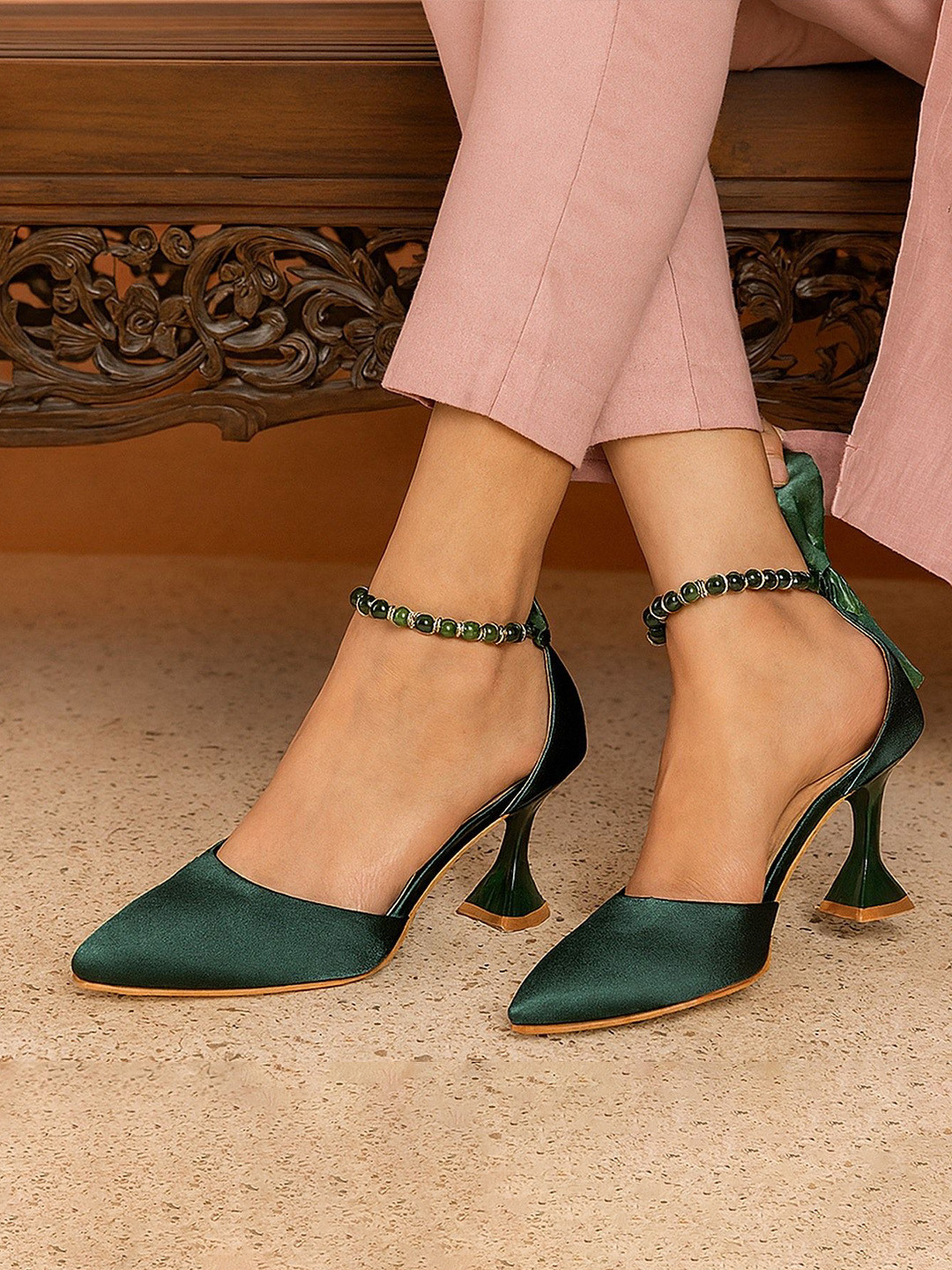 HEART CORE Women Wedge Heel Sandals