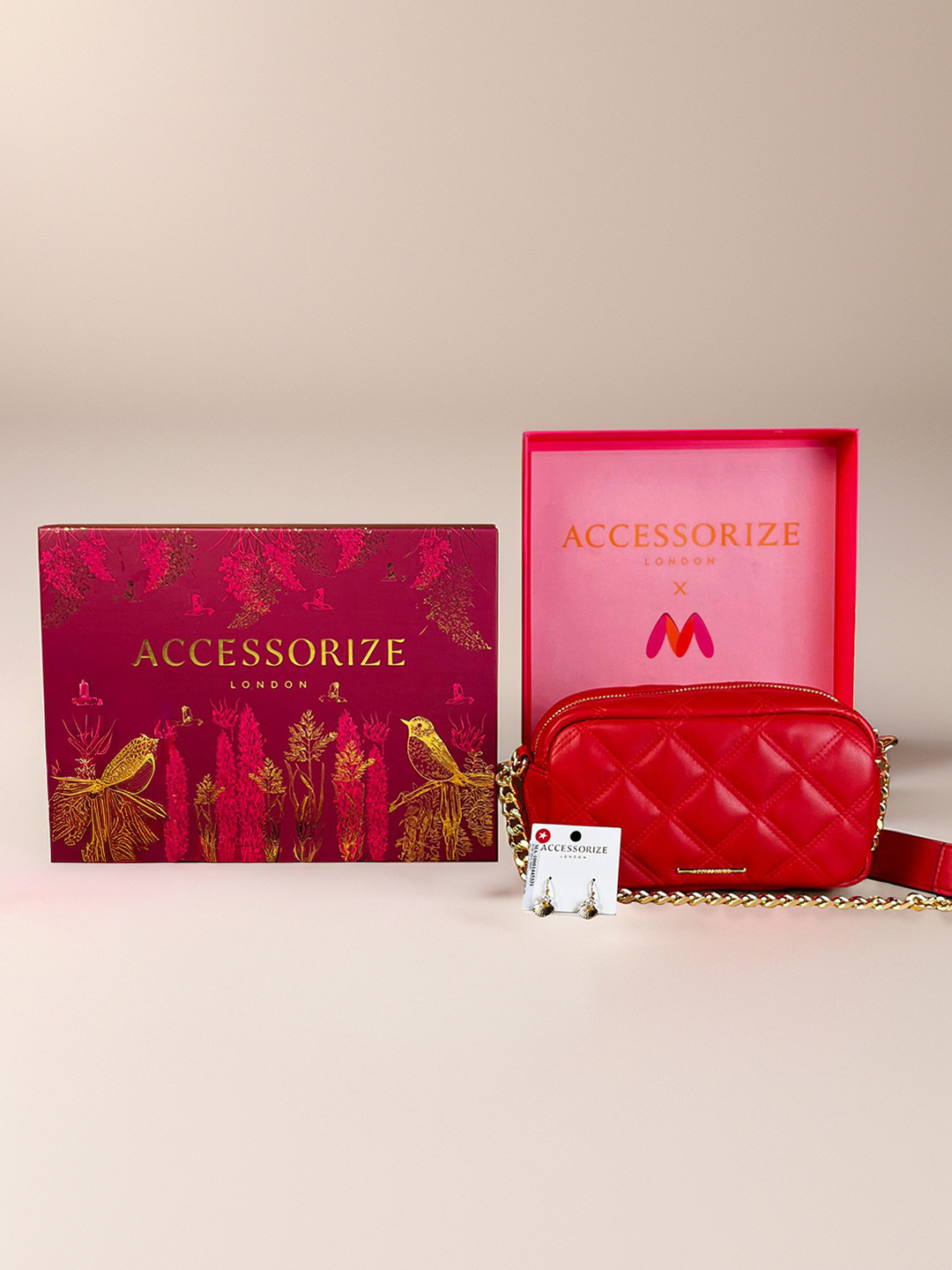 Accessorize Camera Sling Bag With Hook Earrings