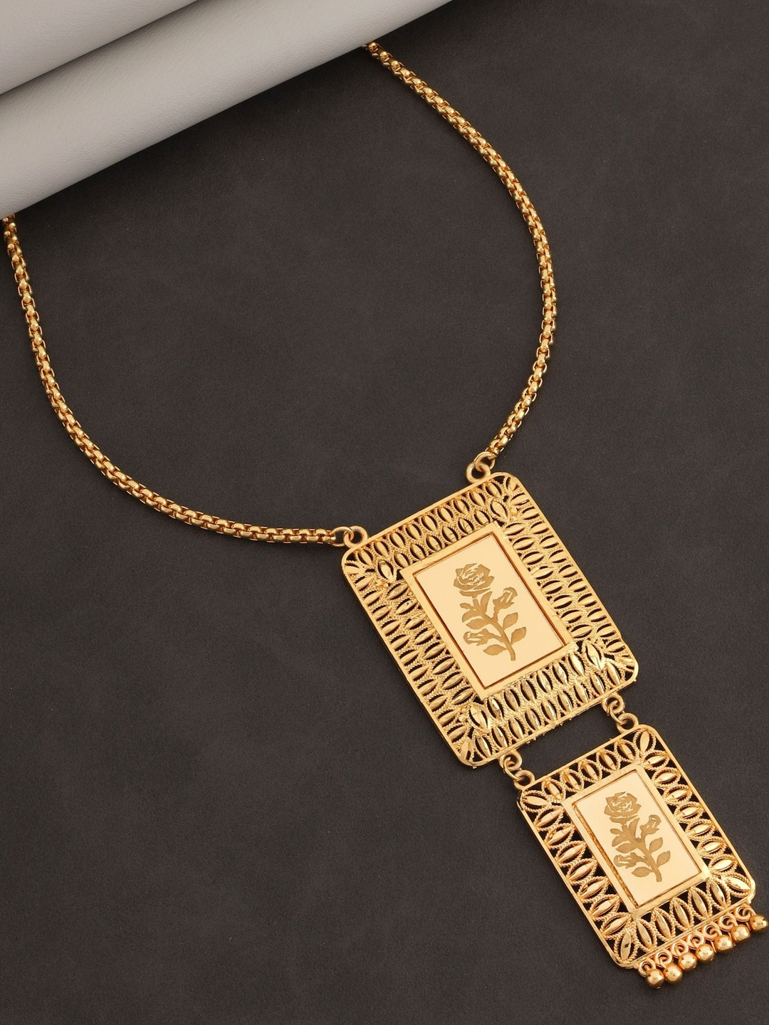 JEVIA FASHION Brass 22K Gold-Plated Pendant