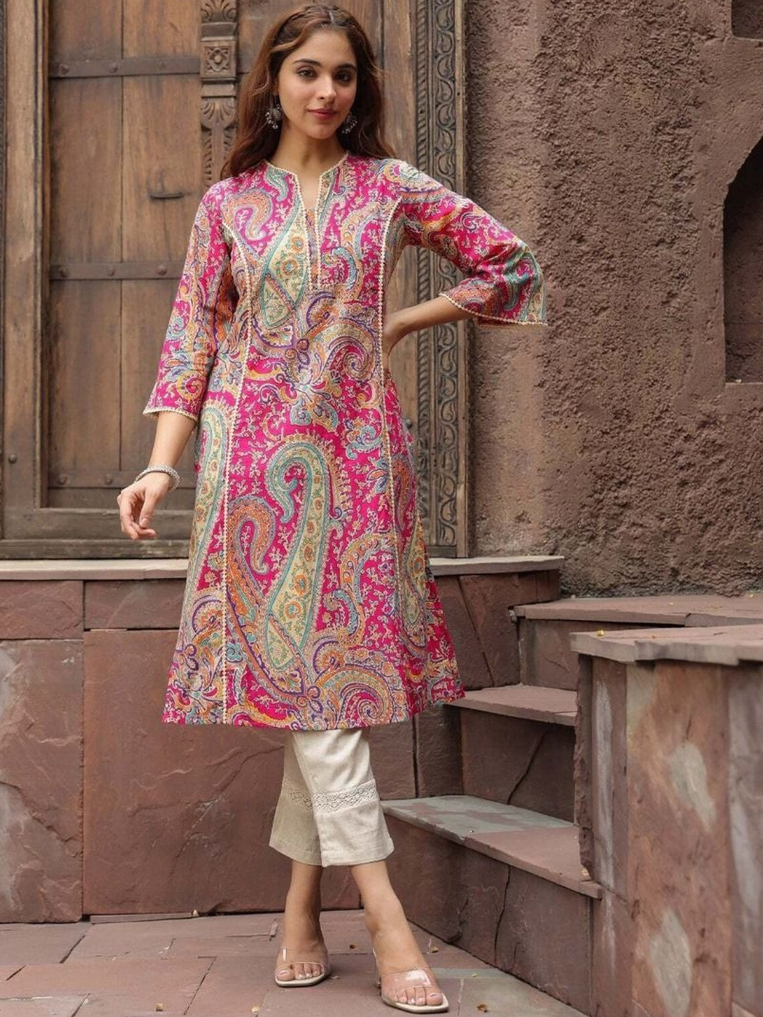 SRP Enterprises Paisley Printed Notch Neck Kurta