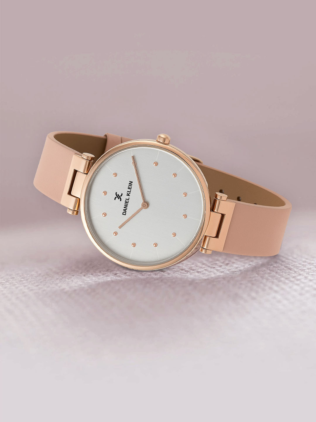 Daniel Klein Women Silver-Toned Genuine Leather Analogue Watch DK.1.12260-5