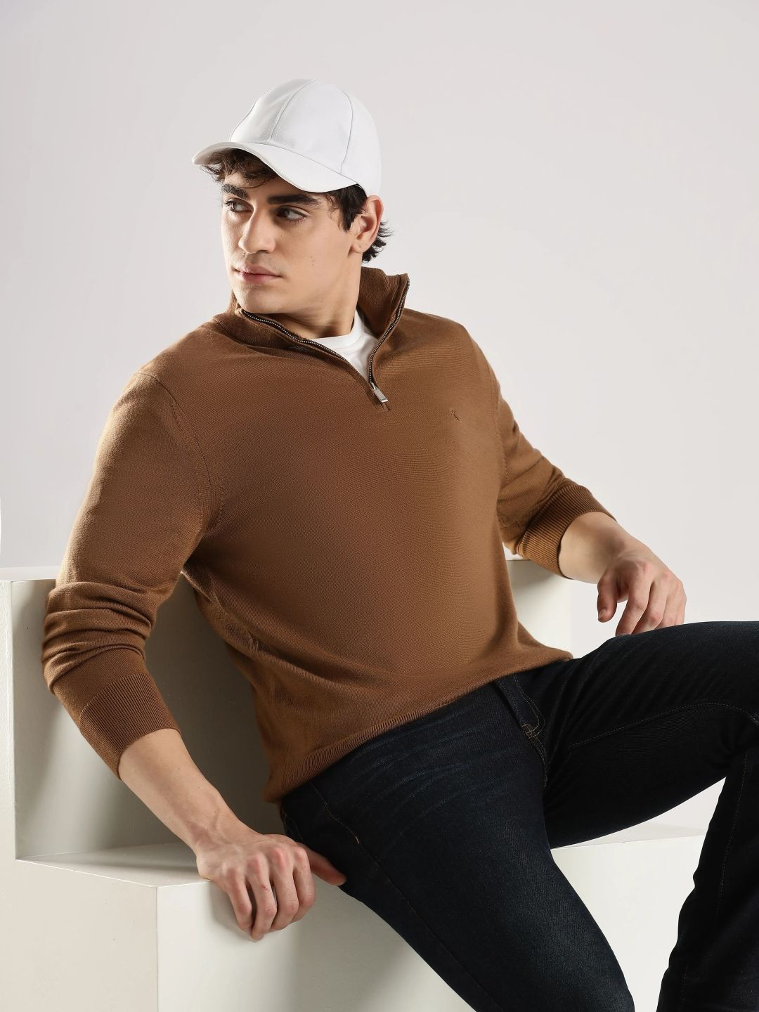 Calvin Klein Jeans Men Long Sleeve Half Zipper Pullover