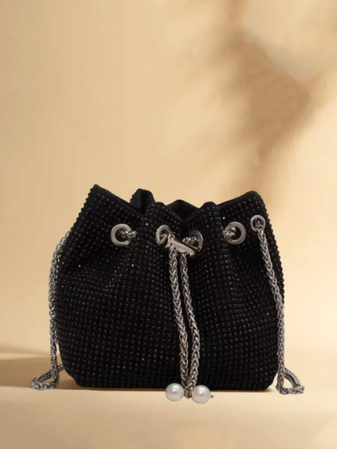 CARRY CARAT Women Embellished Bucket Potli Bag