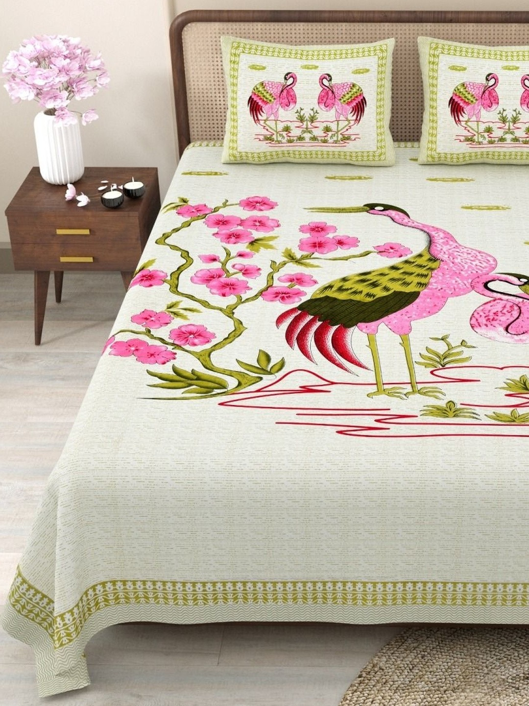 Myntra Elegant Homes King Size Printed Cotton Bedsheet With 2 Pillow Covers