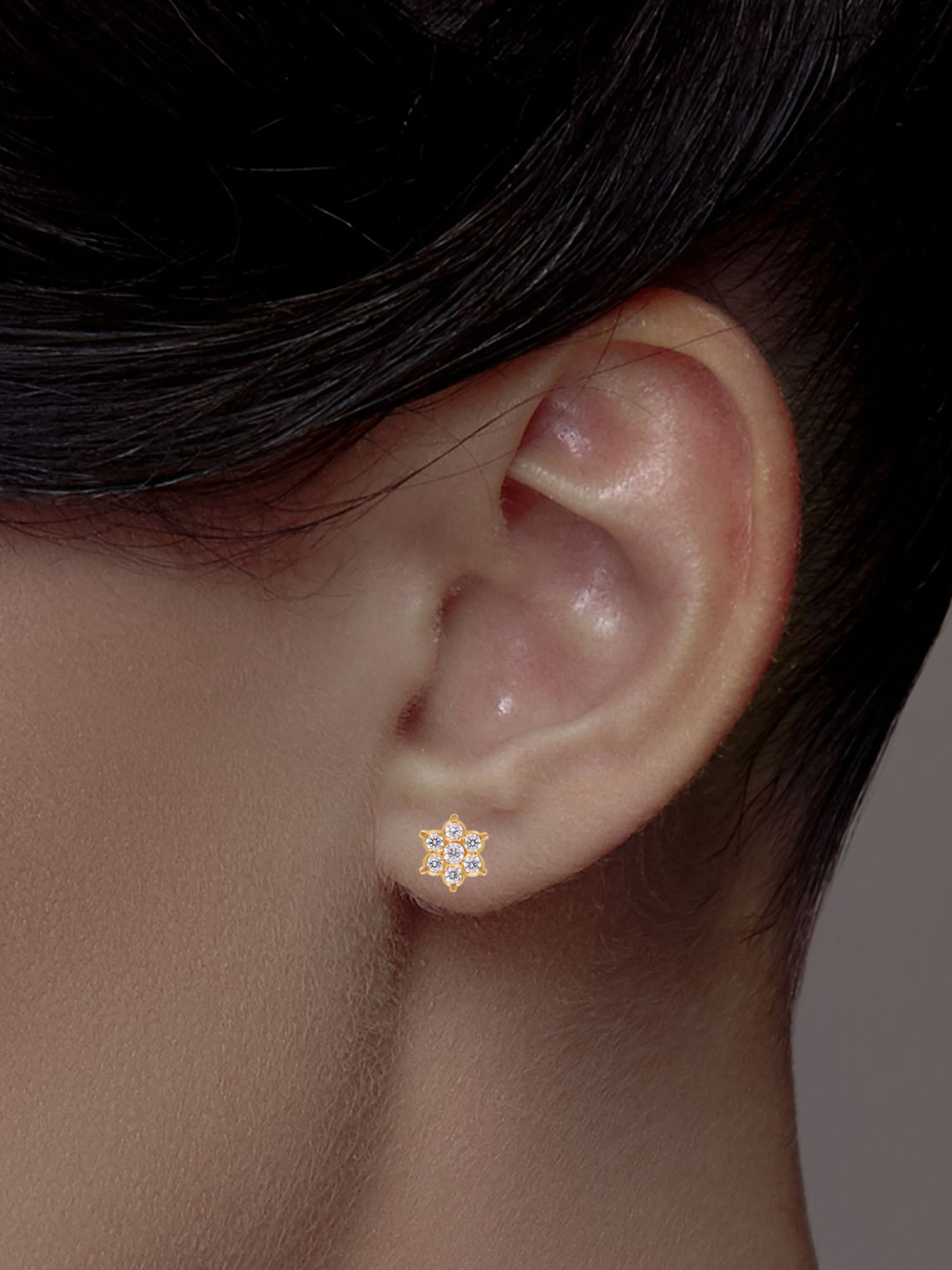 C KRISHNIAH CHETTY JEWELLERS PVT LTD Women 22Kt Gold Stone Studded Stud Earrings - 4.34 g