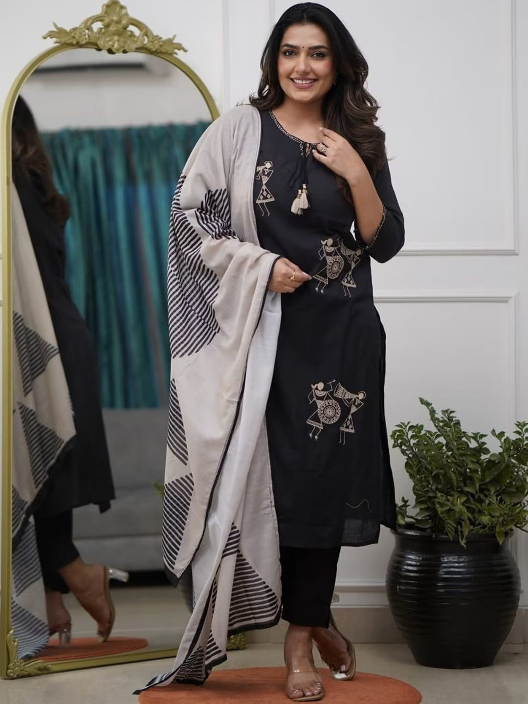 YOELLA Women Embroidered Regular Raw Silk Kurti with Trousers & With Dupatta