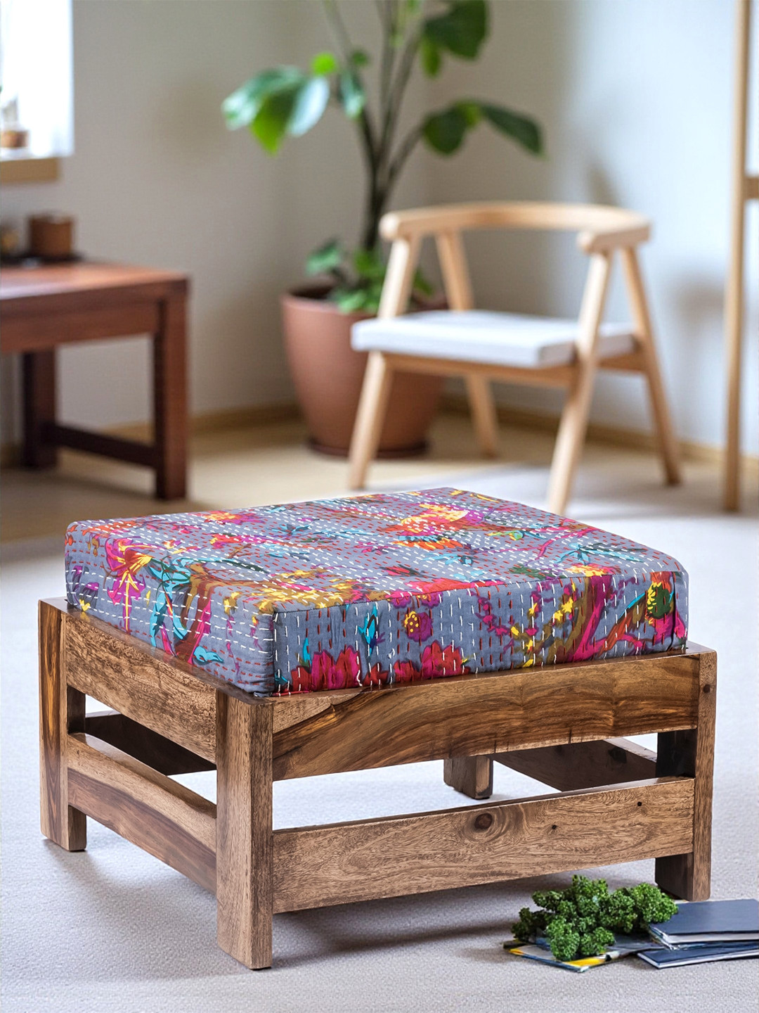Ikiriya Rosewood Mid Century Foot Stool In Teak Finish With Grey Brid Print Kantha Cushion
