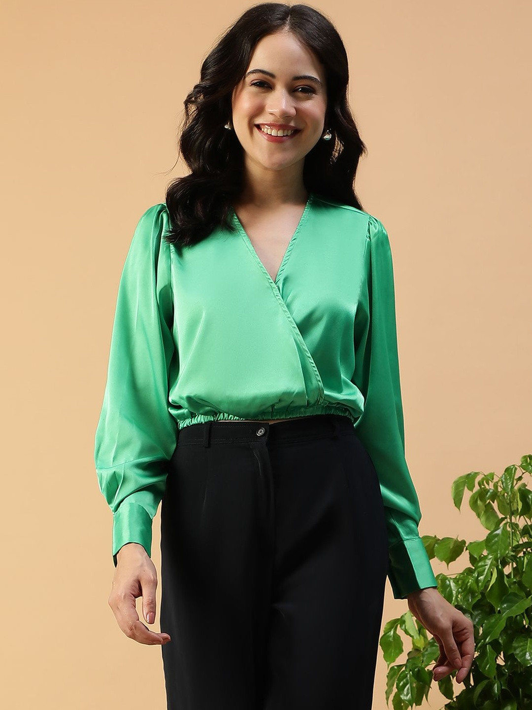 Oxolloxo Women Solid Green V-Neck Long Sleeve Elasticated Satin Wrap Crop Top