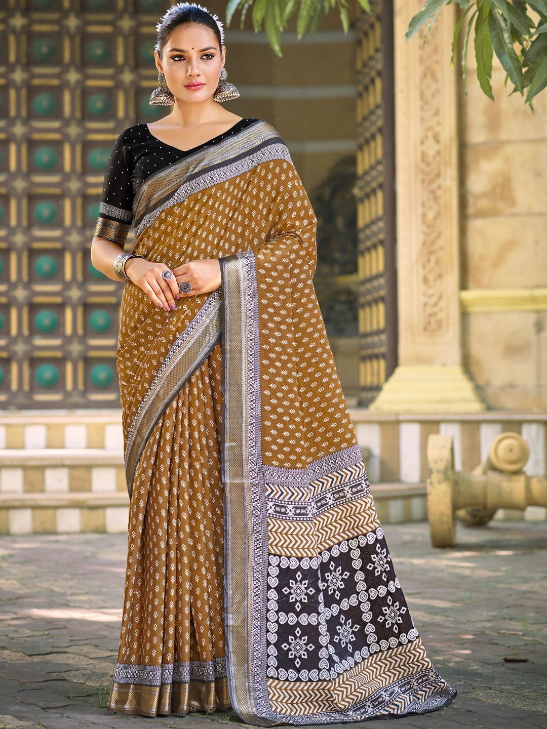 Chandbaali Zalak Floral Pure Cotton Saree
