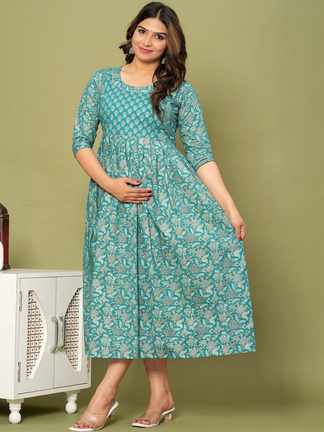 Nevisha Style Women Floral Cotton Anarkali Kurtas