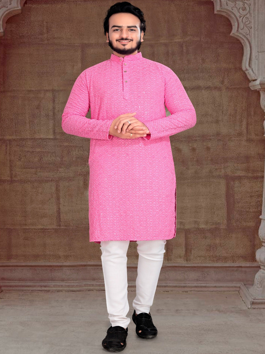 Riddhi Siddhi Enterprises Floral Embroidered Chikankari Cotton Kurta