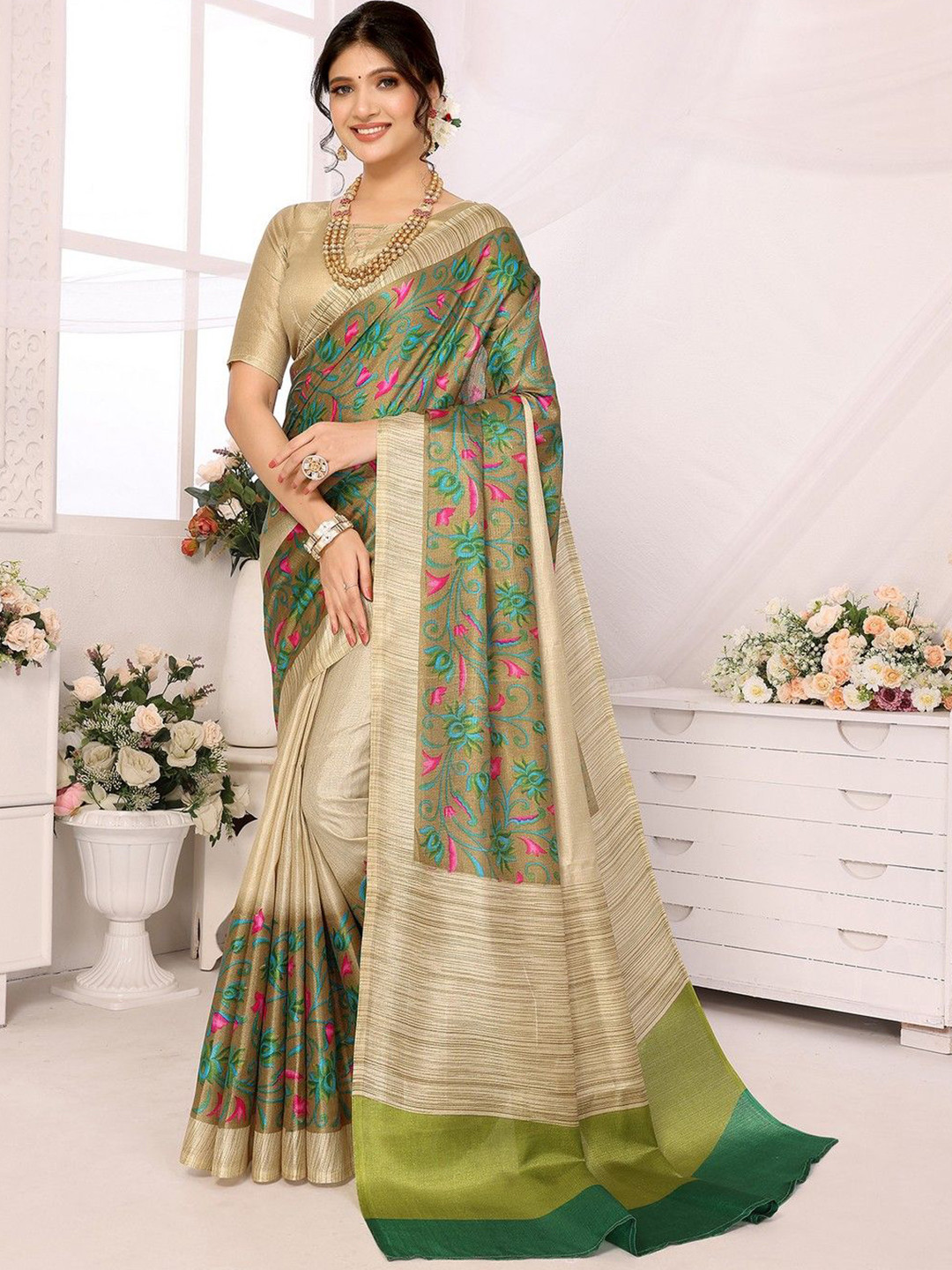 priyashi Floral Printed Striped BorderSaree