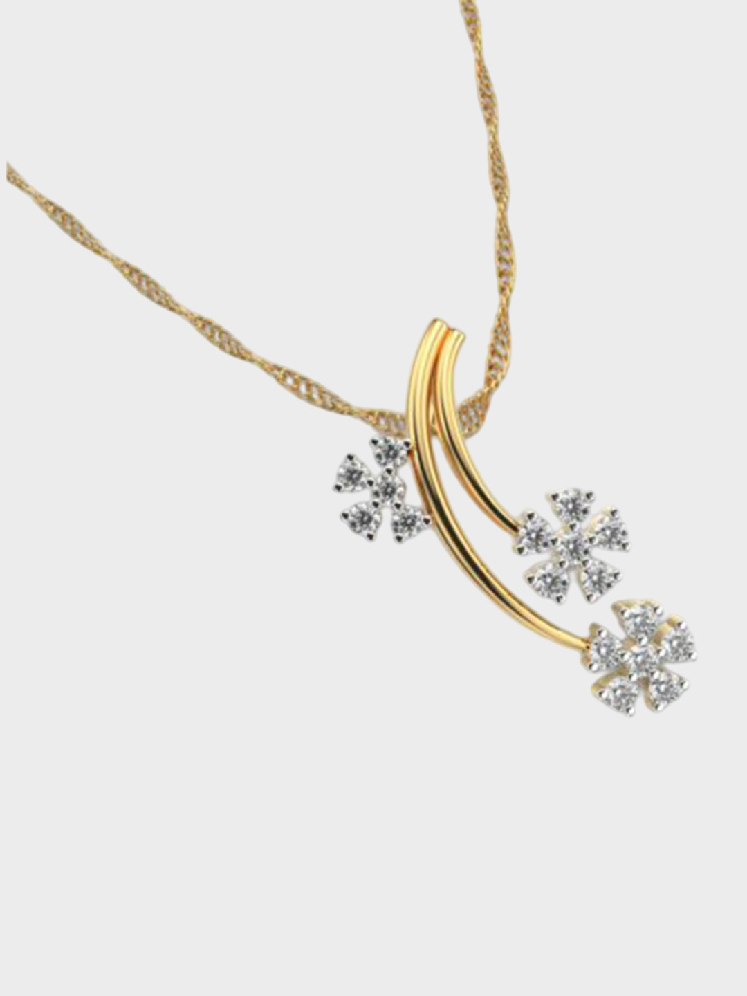 Jewelbox Women 14Kt Gold Blossom Design Pendant With 0.22 Carat Diamond - 0.7g