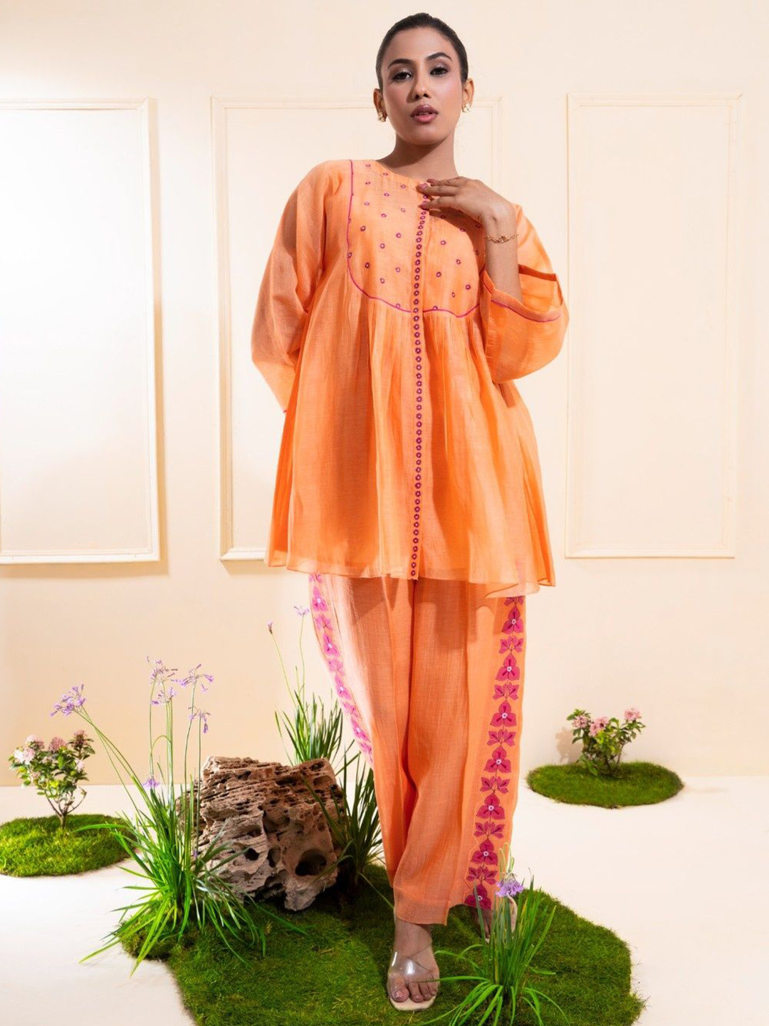 The White Tree Studio Women Floral Printed Round Neck Top With Palazzos Co-Ords