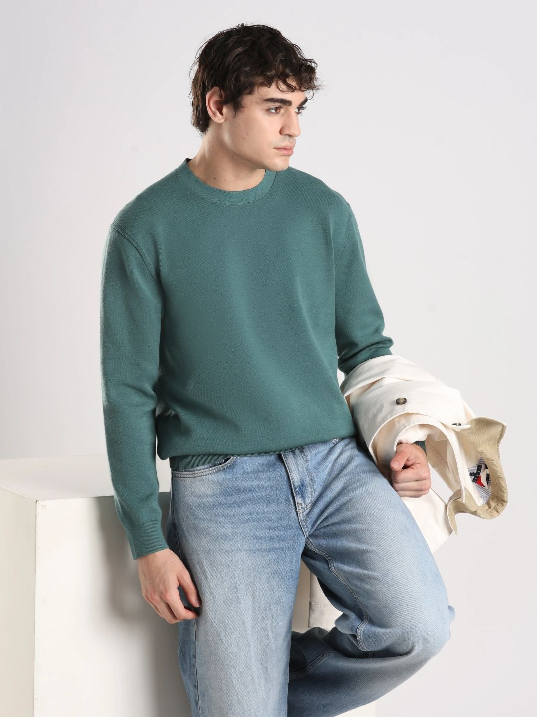 Calvin Klein Jeans Hk Mainline Men Solid Full Sleeve Pullover