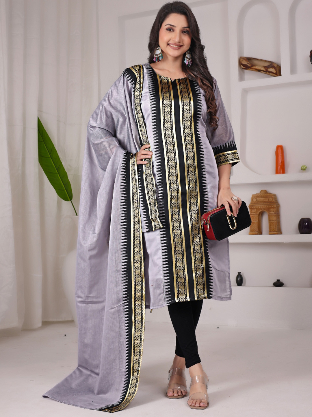Shriyangan Women Pure Kanchi Cotton Kurta with Dupatta