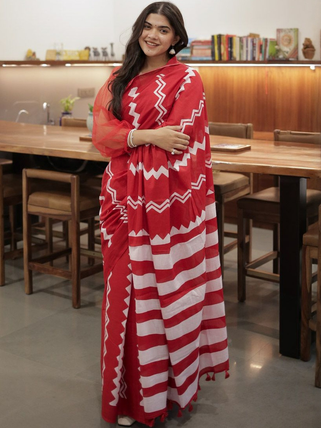 Moora Geometric Printed Pure Cotton Block Print Saree