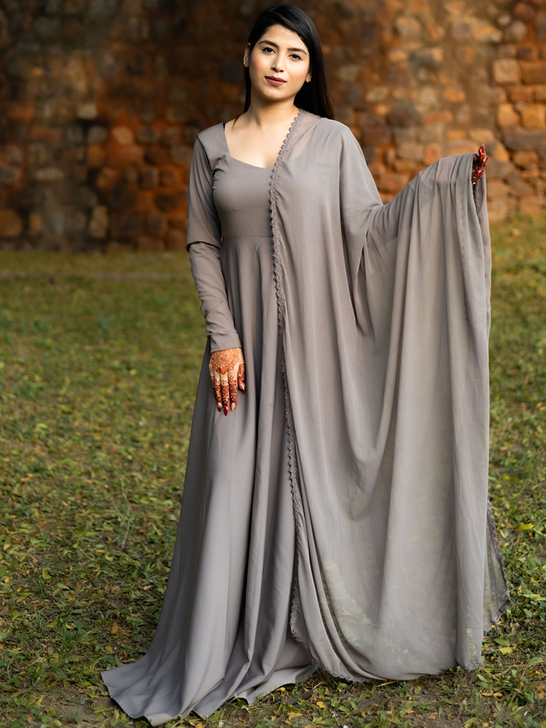 VELLTISKAWomen V-Neck Gown Ethnic Dress