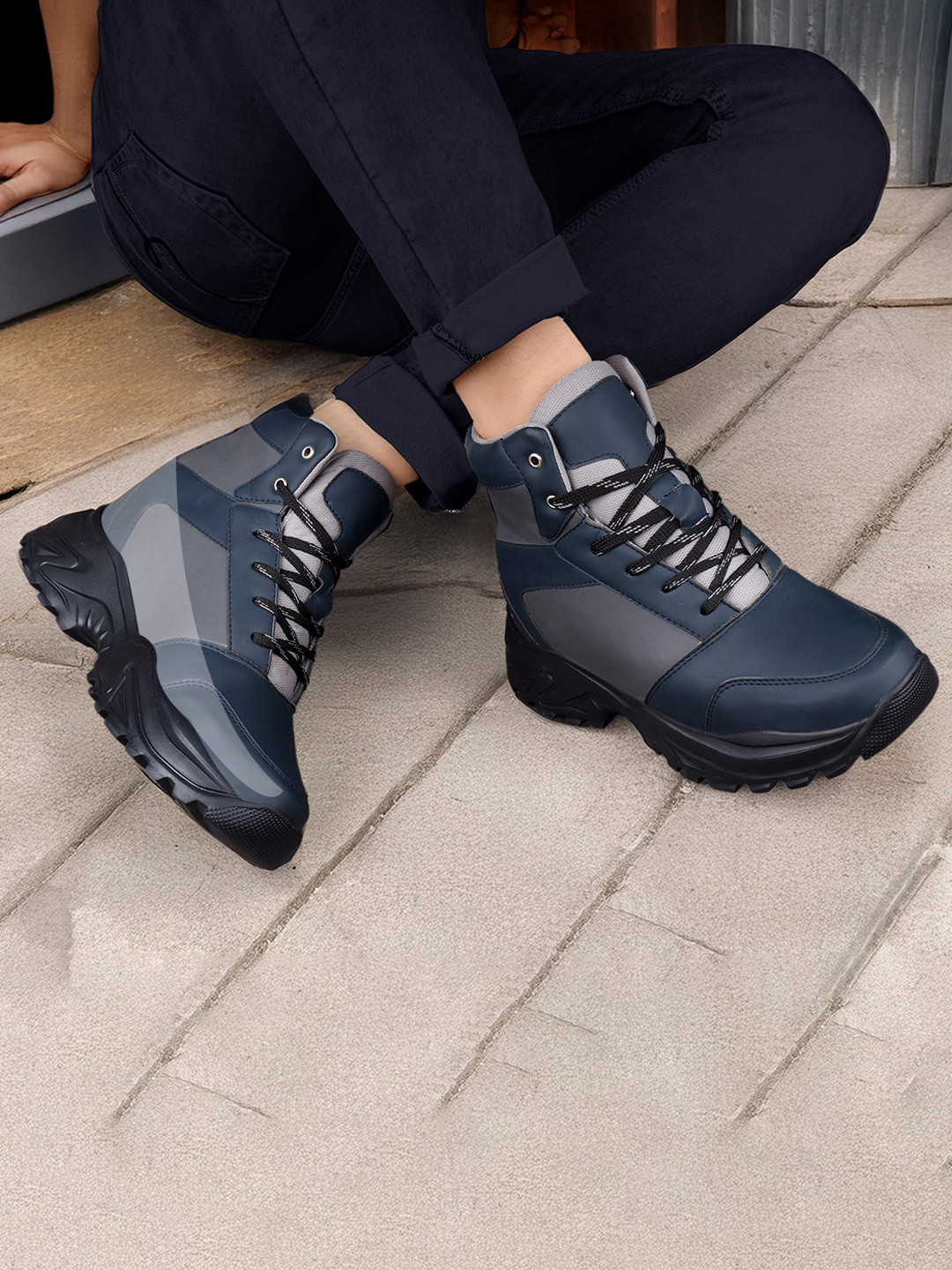 Bxxy Men Hidden Height Increasing Elevator High-Top Lace-up Shoes