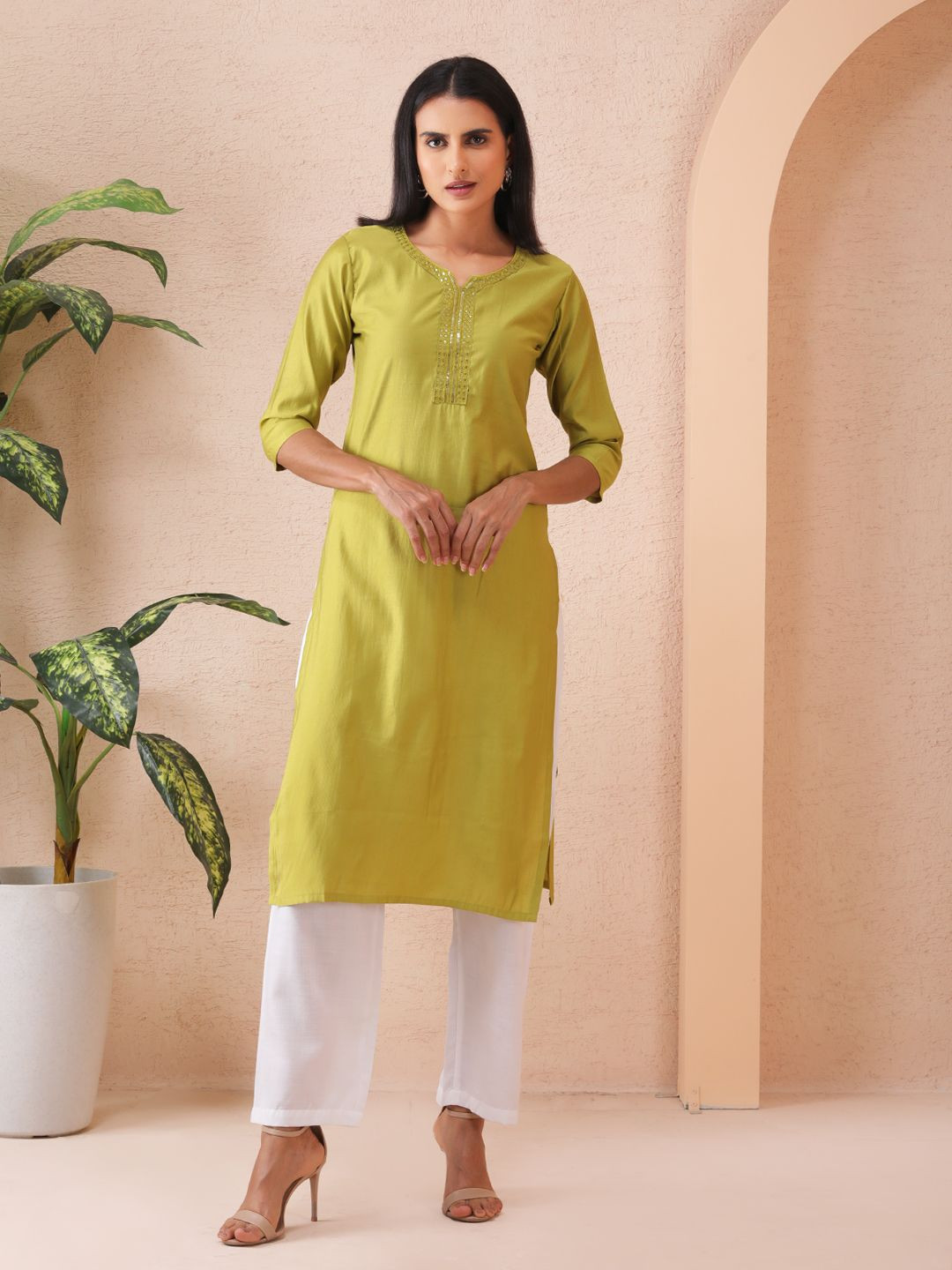 Sold For Style Floral Yoke Design Sequinned Round Neck Pure Cotton Straight Kurta