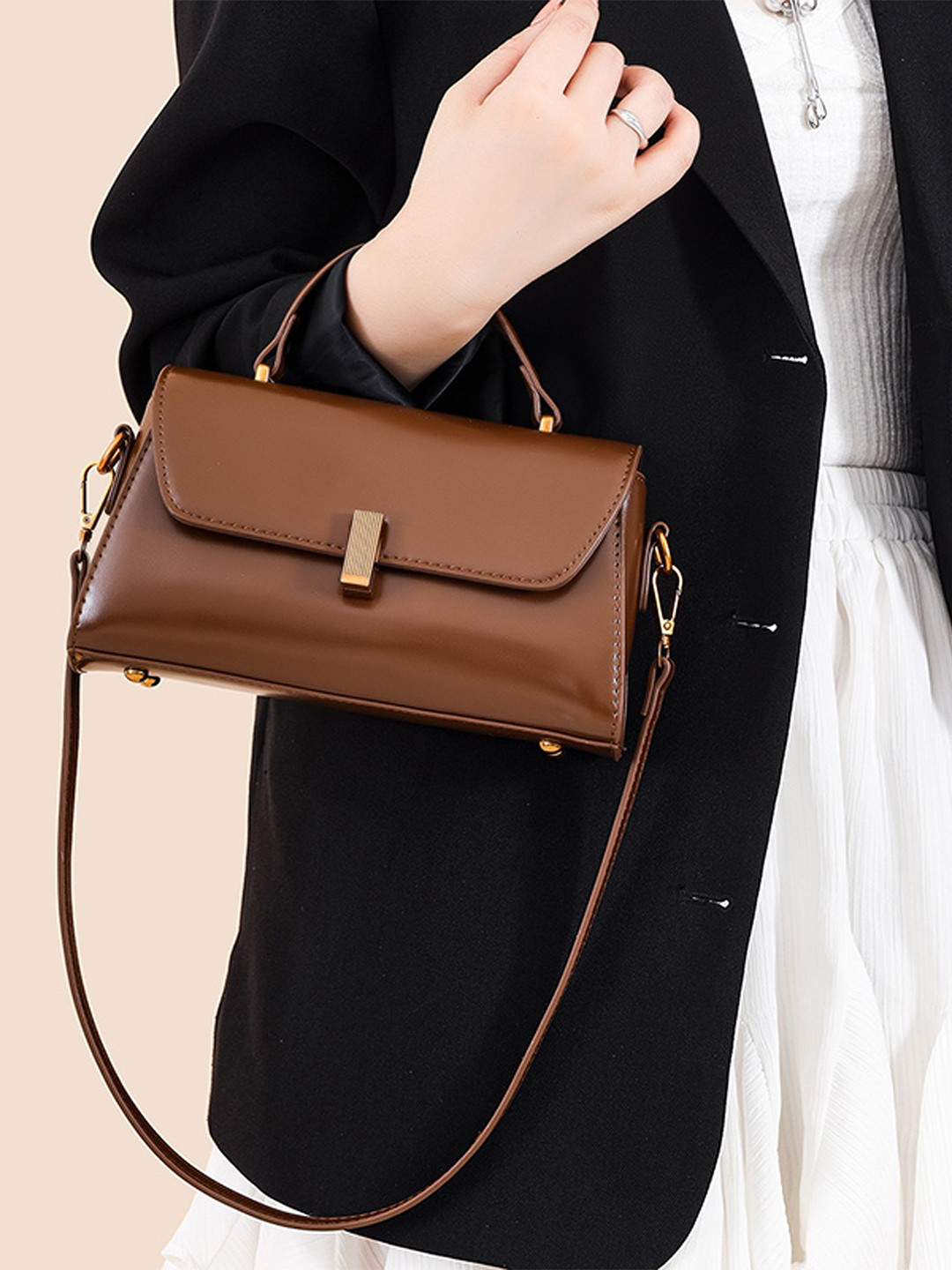 RIJAC Women Ayla Solid Structured Satchel Bag