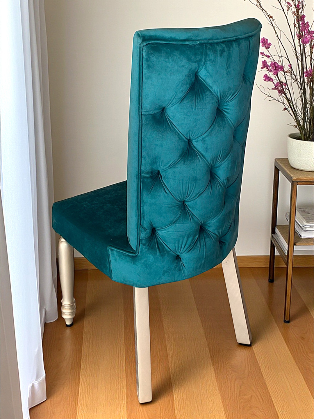 Oliver Sheesham Wood Accent Dining Chair (Turquoise Sea Velvet; Silver Finish)