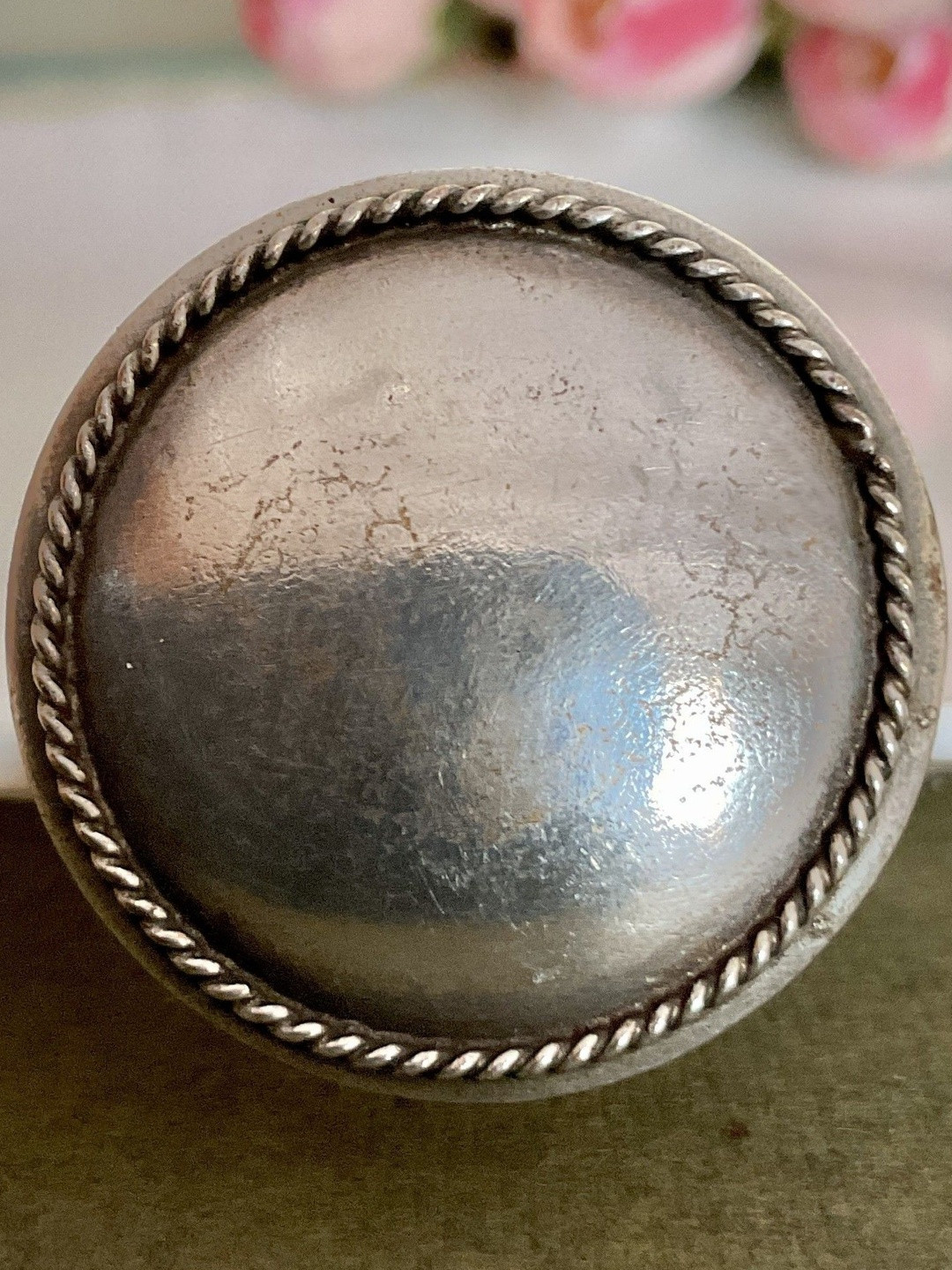MOHATI Urmi Silver-Plated Plain Round Ring