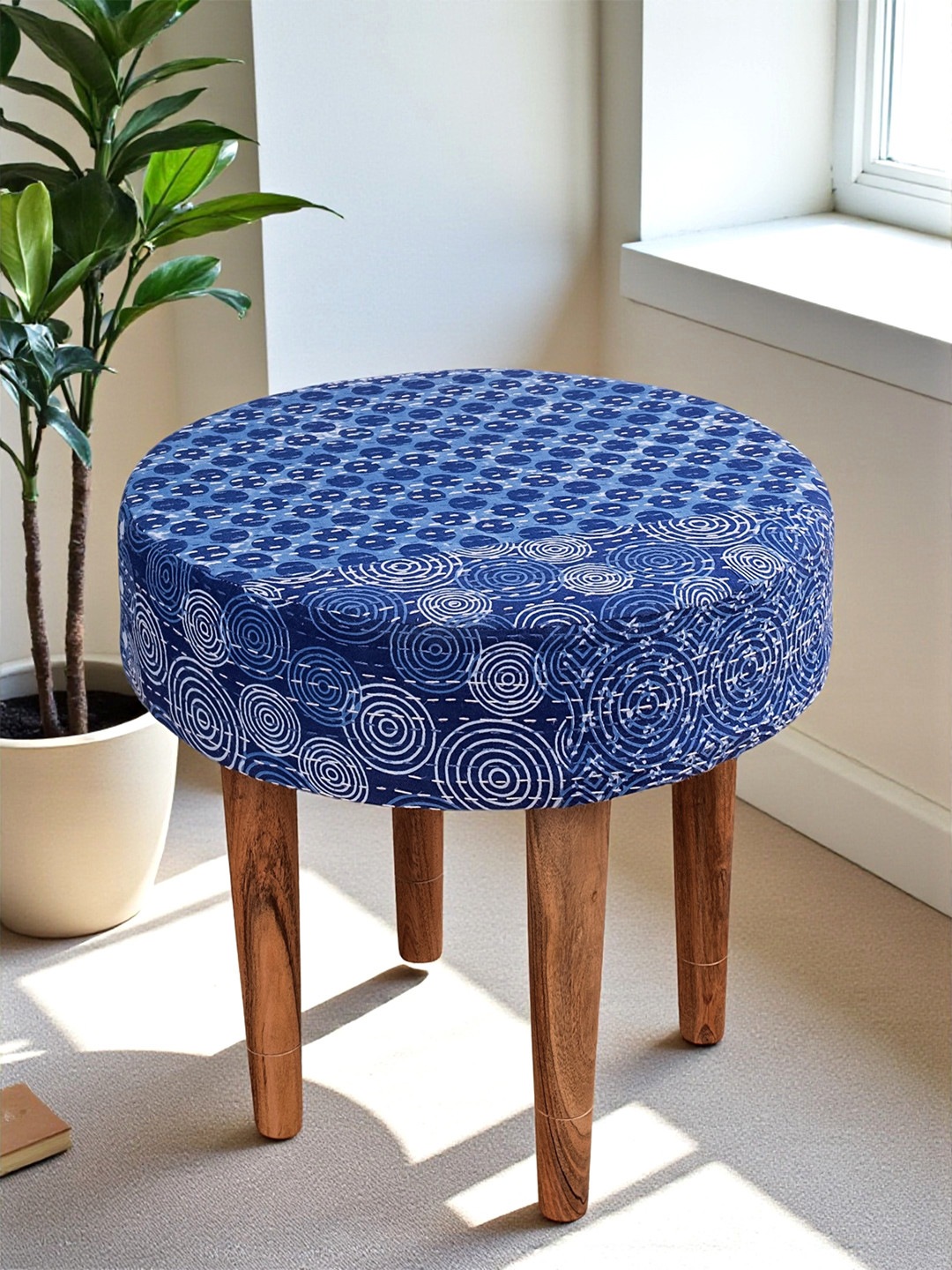 Ikiriya Nayla Sheesham Wood Mid Century Round Stool In Indigo Patchwork Kantha Upholstery