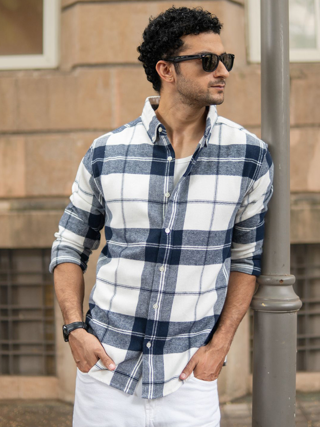 Powerlook Men Checked Button-Down Collar Casual Shirt