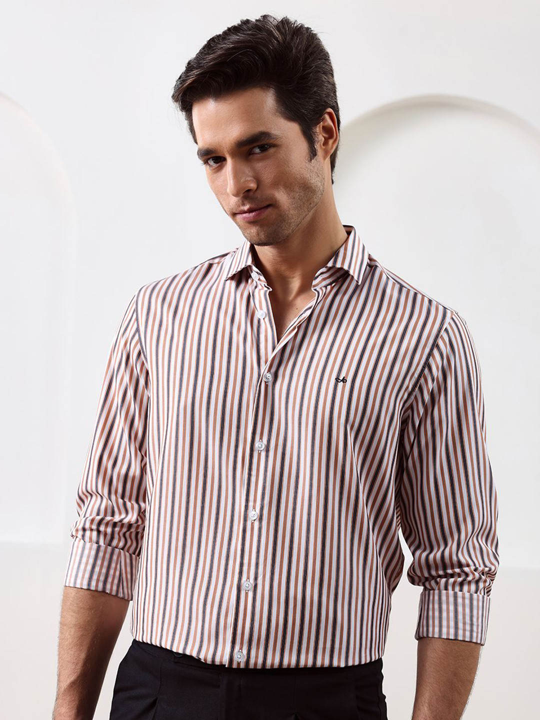 Aldeno Men Classic Fit Vertical Striped Spread Collar Formal Shirt