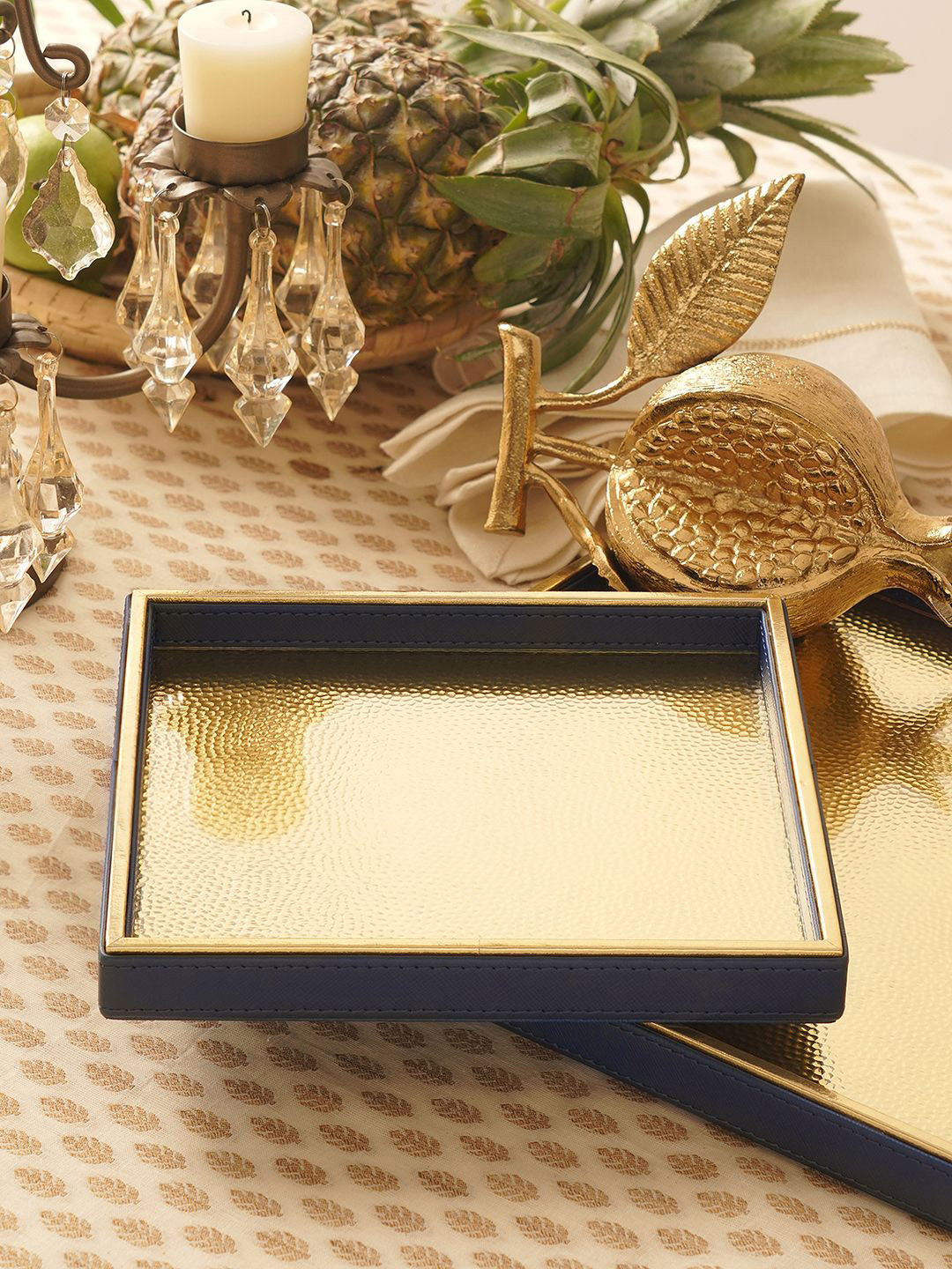 Pure Home and Living Blue & Gold-Toned Faux Leather Square Food Platter