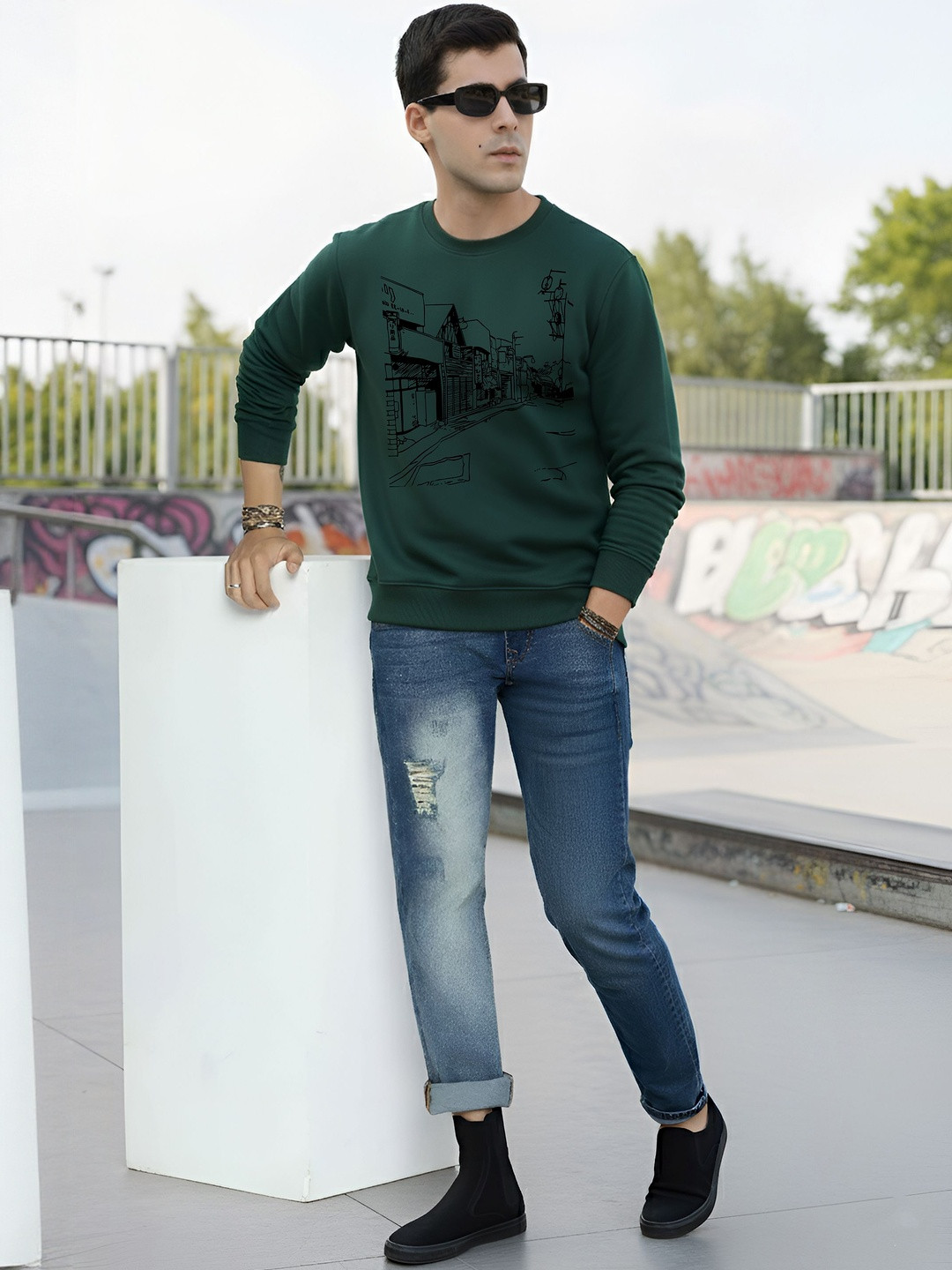 Moda Rapido Men Green Fleece Printed Pullover Sweatshirt