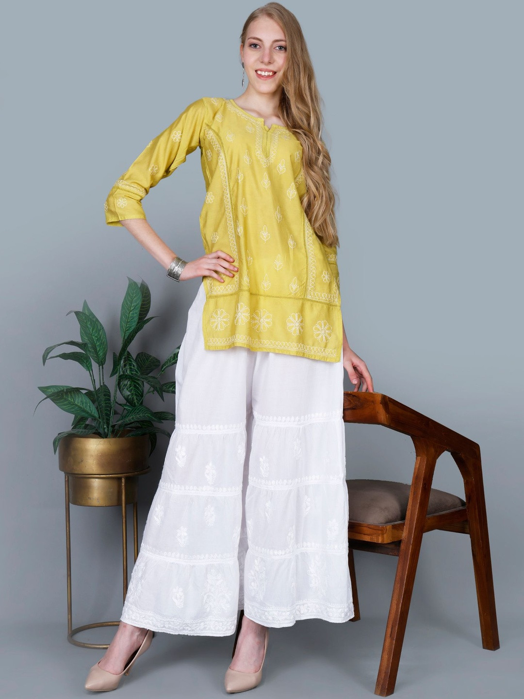 THE CHIKANKARI STORY Floral Embroidered Lucknowi Chikankari Chanderi Kurti