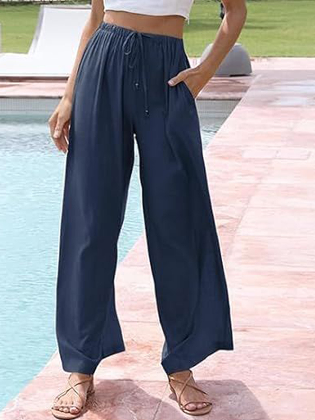 Oomph! Women Relaxed High-Rise Wide Leg Trousers