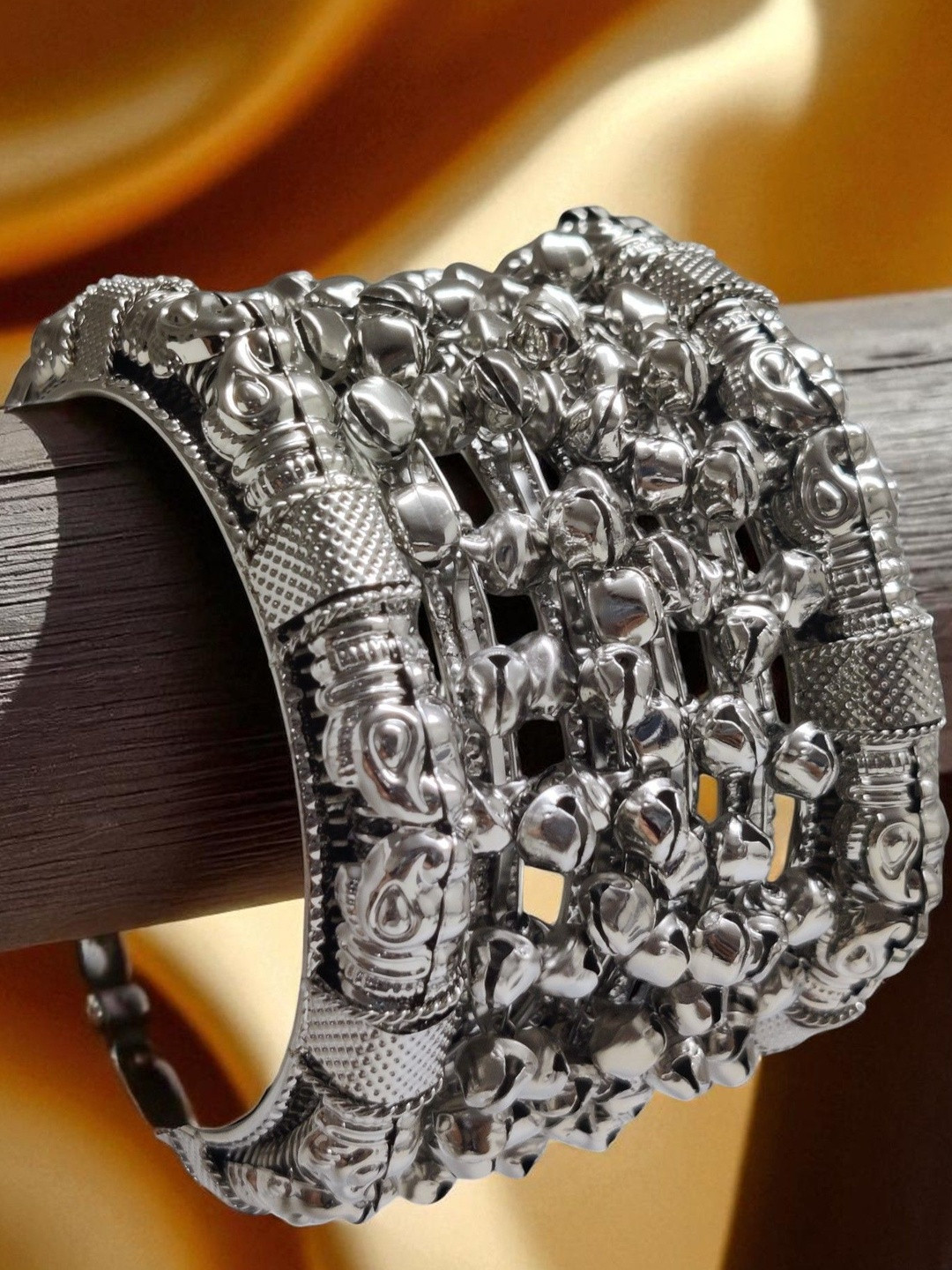 Sangria Pack Of 6 Oxidised Silver Kada & Ghungroo Bangle