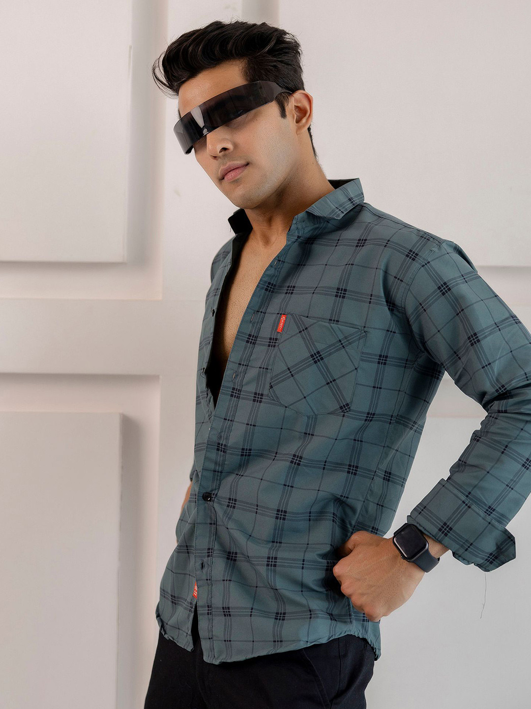 Pjyot by surhi Men Relaxed Fit Checked Spread Collar Cotton Casual Shirt