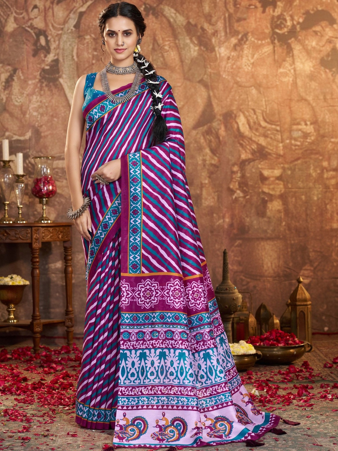Garden Vareli Leheriya Printed Saree