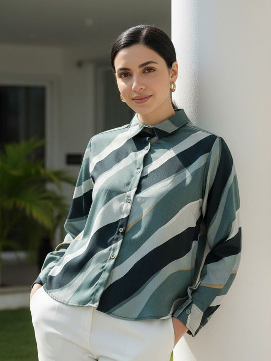 R.Code by The Roadster Lifestyle Co. Women Multi Striped Spread Collar Satin Casual Shirt