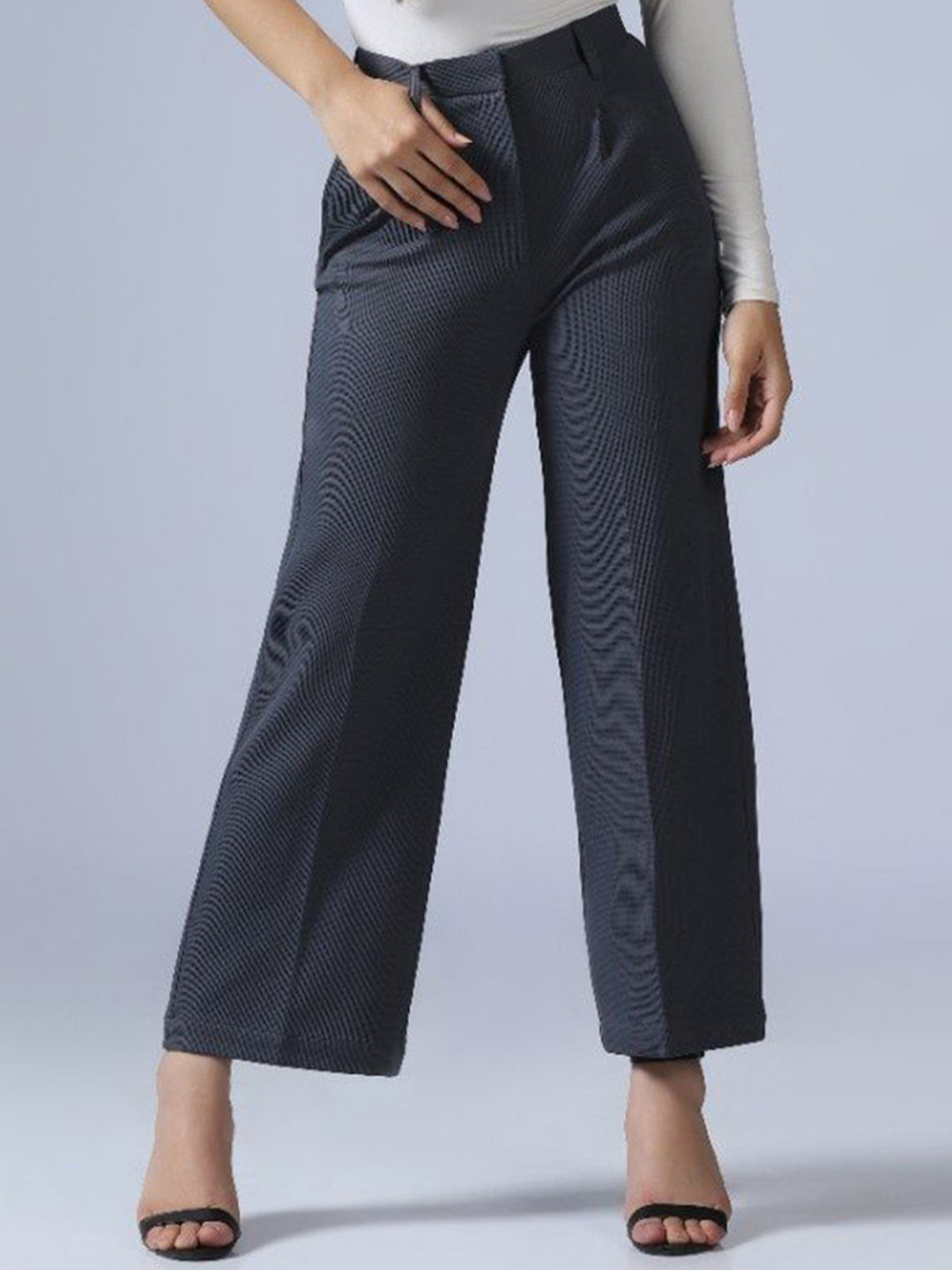 M&H Easy Women Regular Fit High-Rise Easy Pleated Regular Trousers
