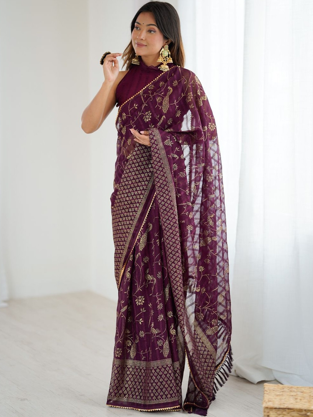 Ekasya Ethnic Motifs Printed Zari Saree