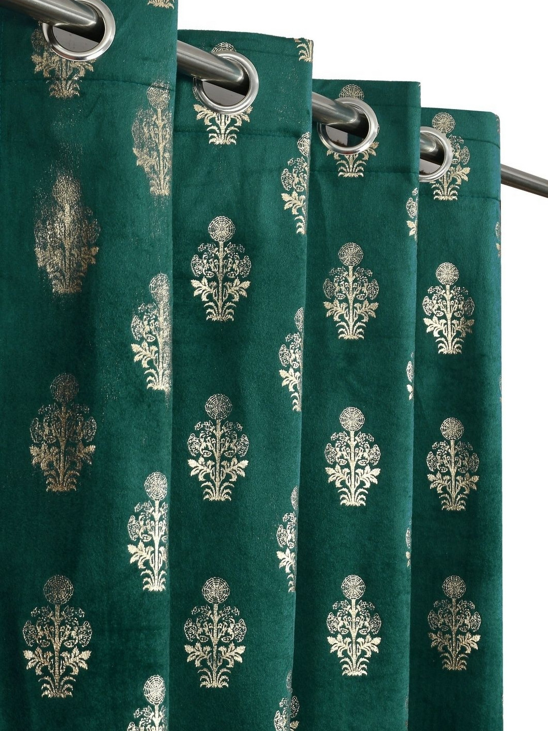 Kiara Creations Green & Gold-Toned 2 Pieces Velvet Room Darkening Window Curtain