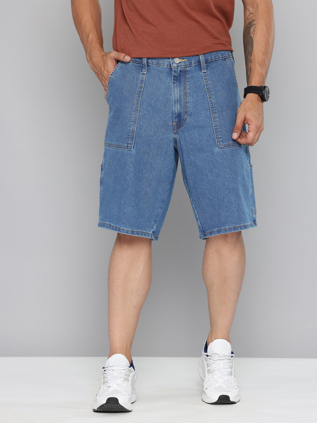 Levis Men 568 Loose Fit Panelling Denim Cargo Shorts