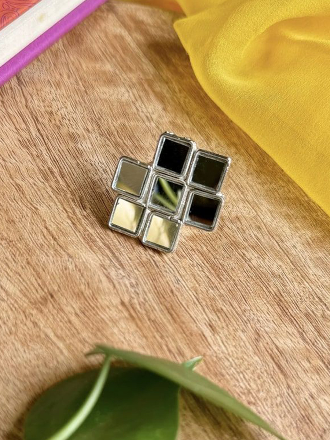 Janpath Online Sliver-Plated Mirror Finger Ring