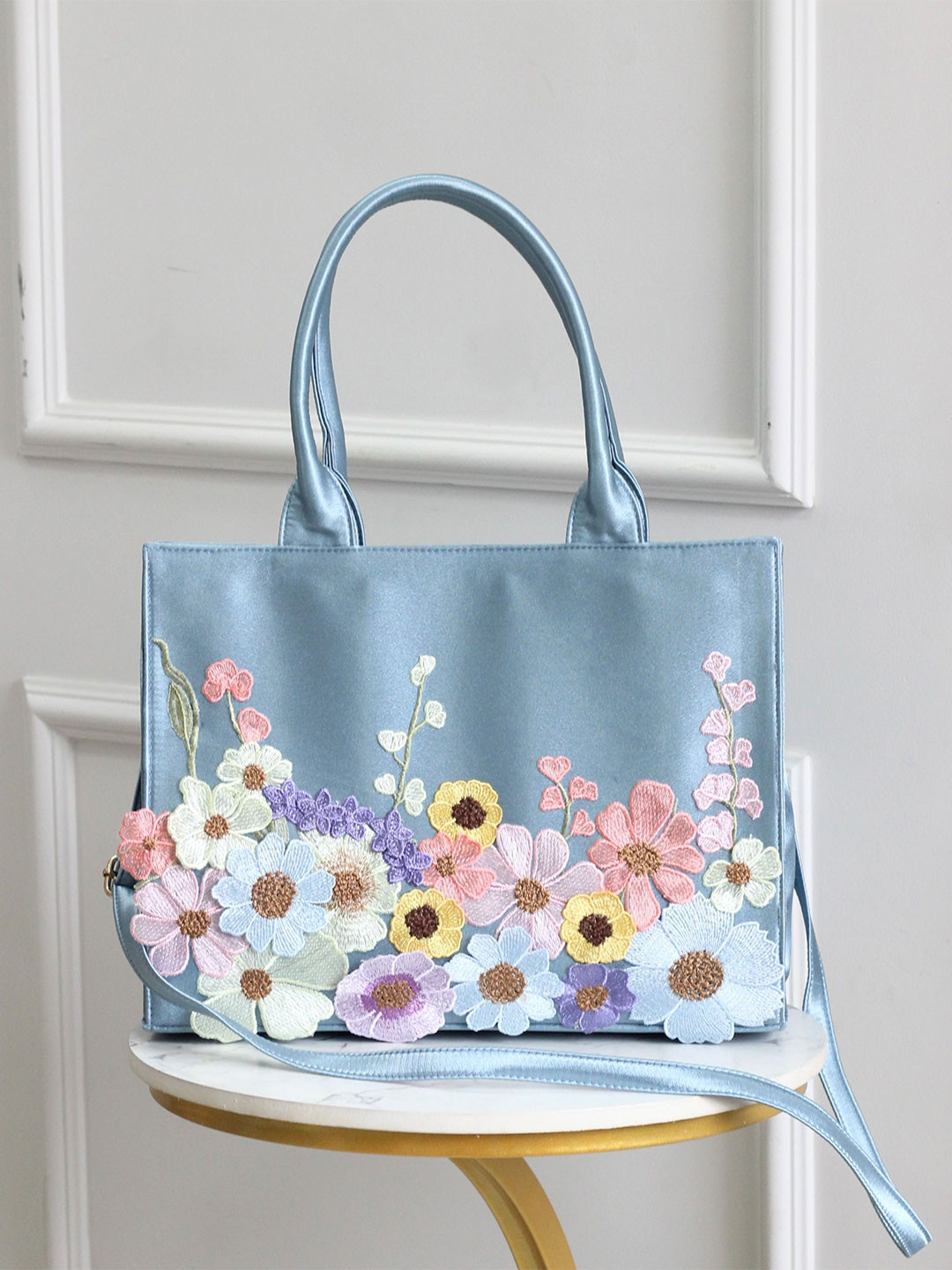 BOXWISH BY BHUMIKA Women Floral Printed Shopper Embroidered Tote Bag