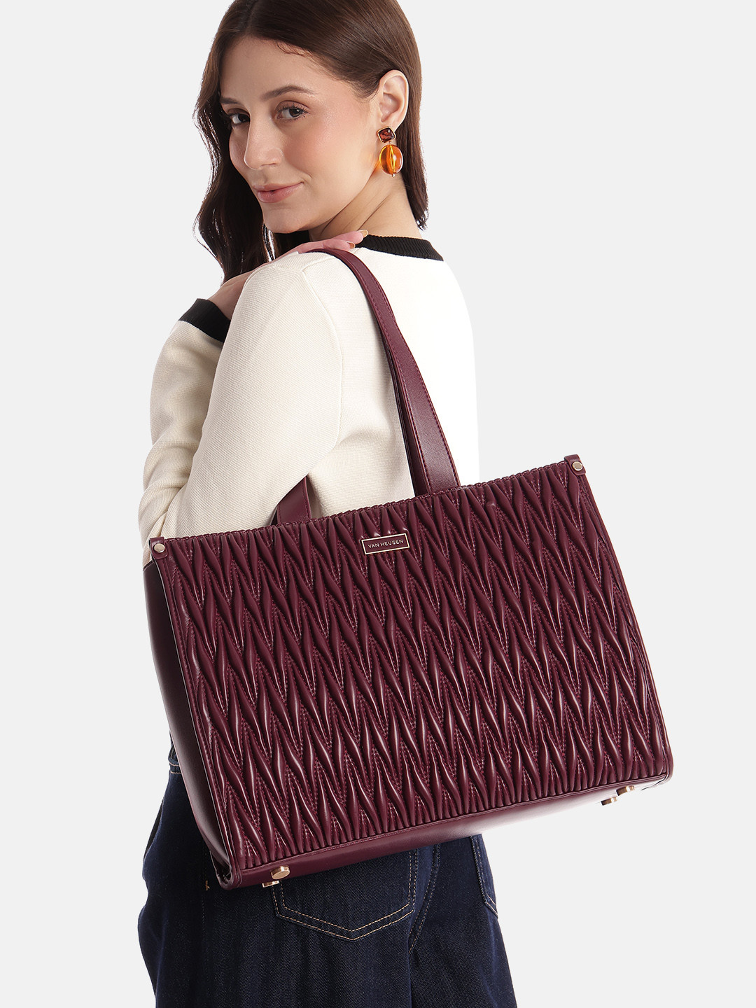 Van Heusen Quilted Structured 14 Inch Laptop Shoulder Bag