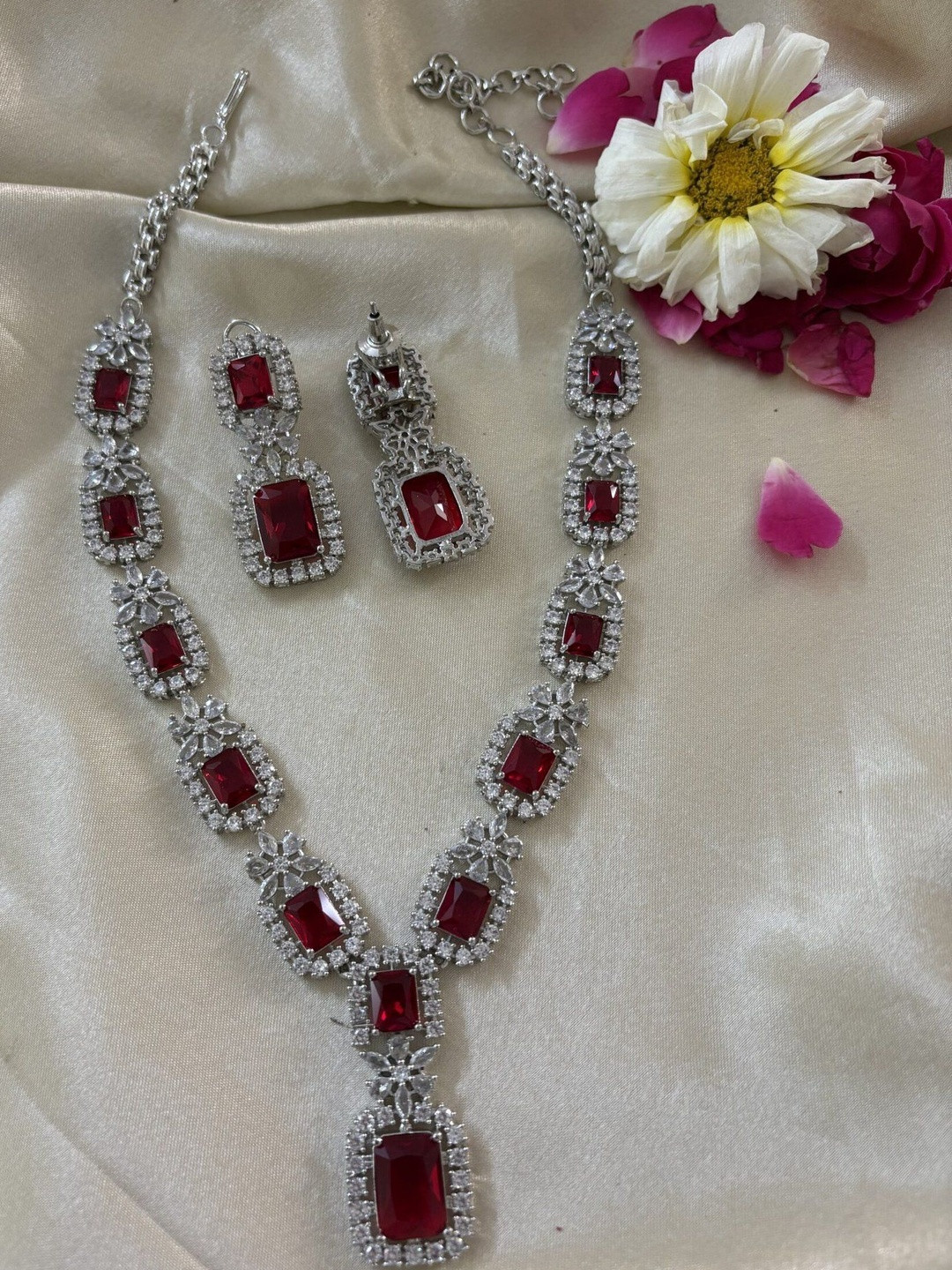 JOSYA Rubyrose Diamond-Studded Necklace With Earrings