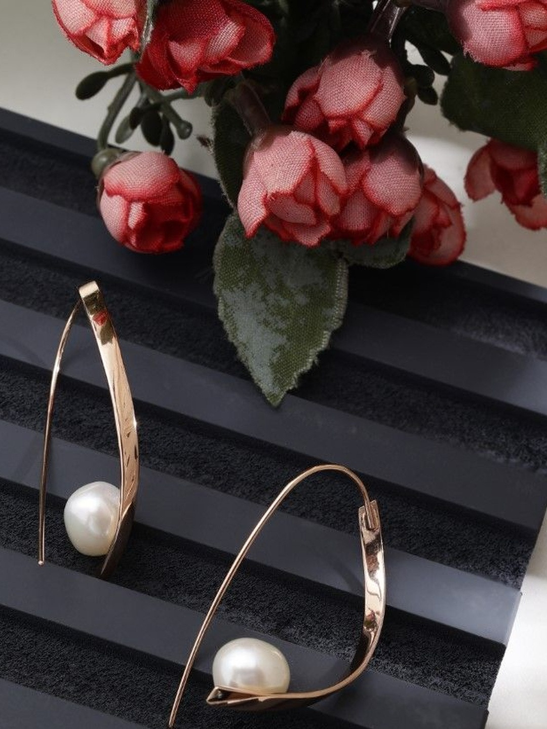 DIAVO Women Luminous Cursive 925 Silver Drop Earrings