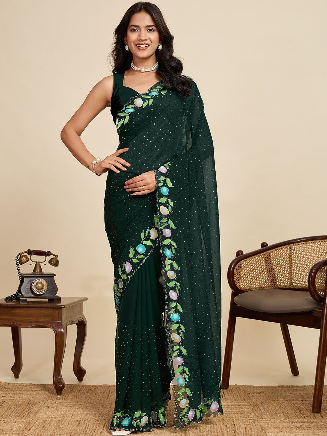 OFLINE SELECTION Floral Embellished Georgette Saree