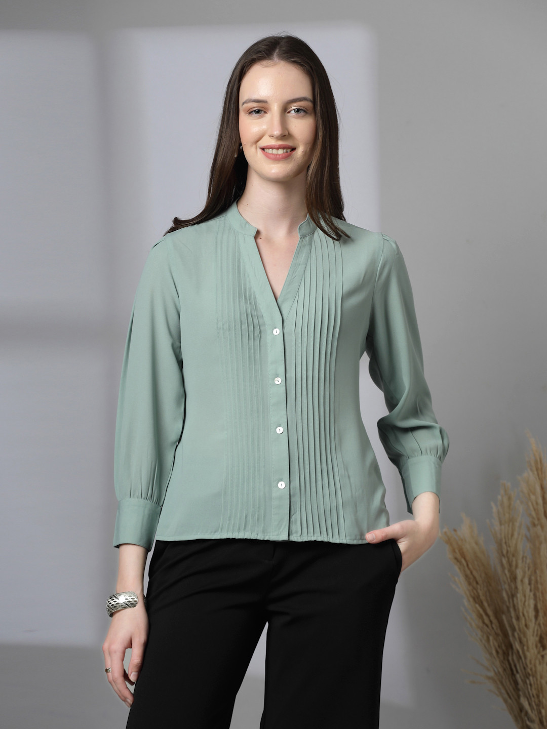 Nomad Lifestyle Solid Mandarin Collar  Shirt Style Top