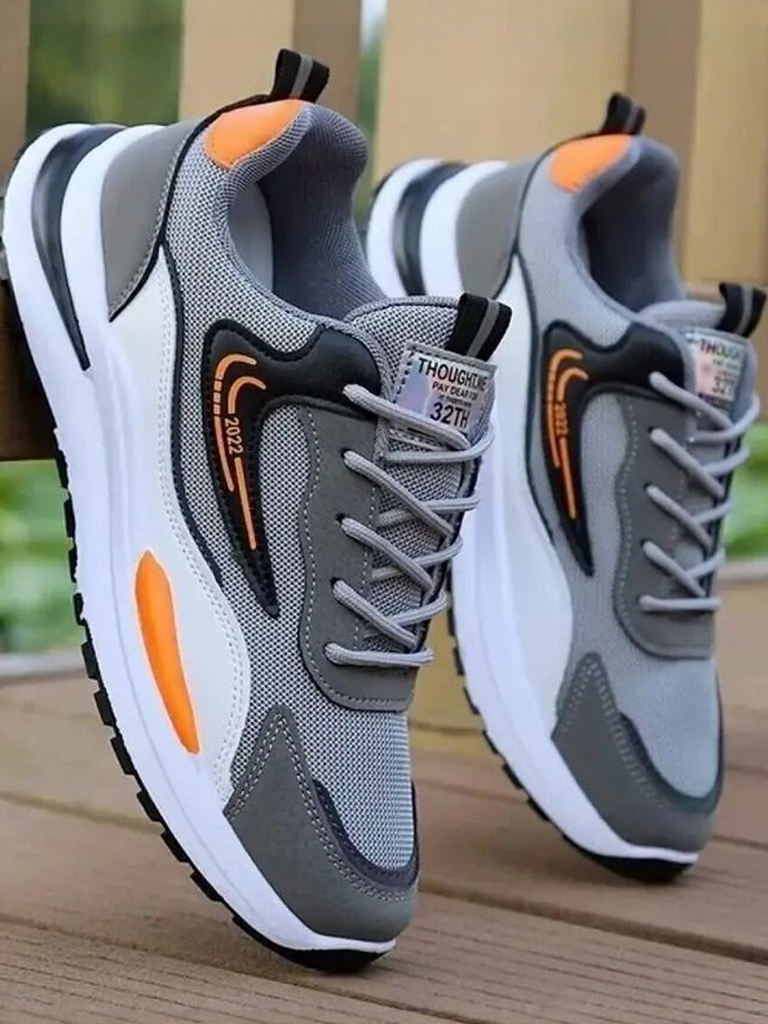 DODA Men Synthetic Leather Sneakers